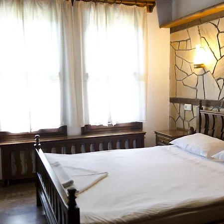 Petko Takov's House 2* Smolyan